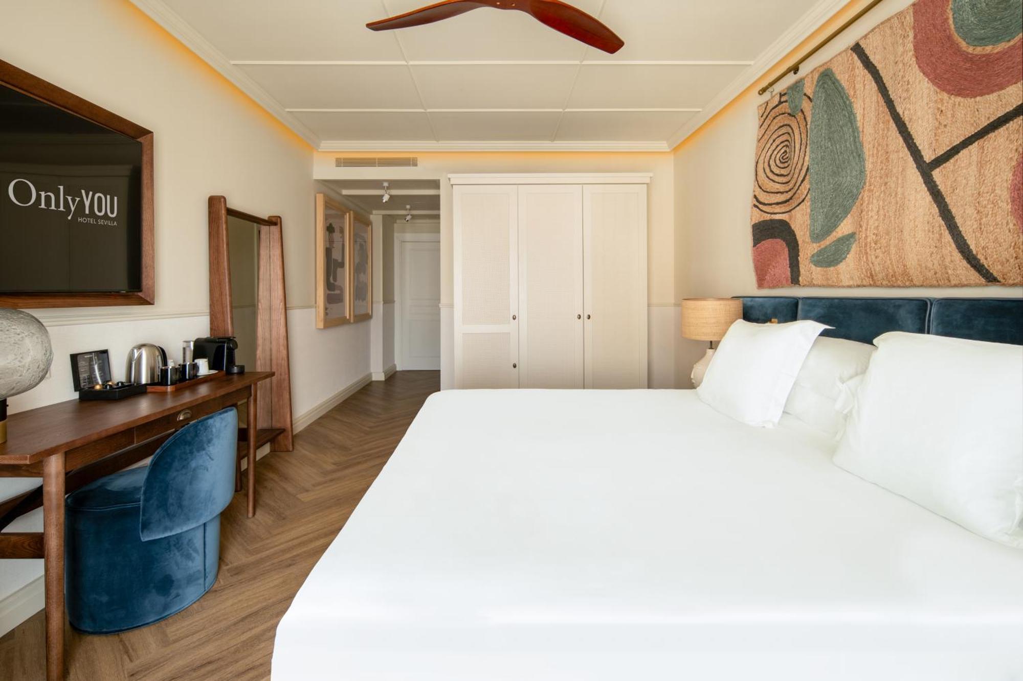 Ayre Hotel
