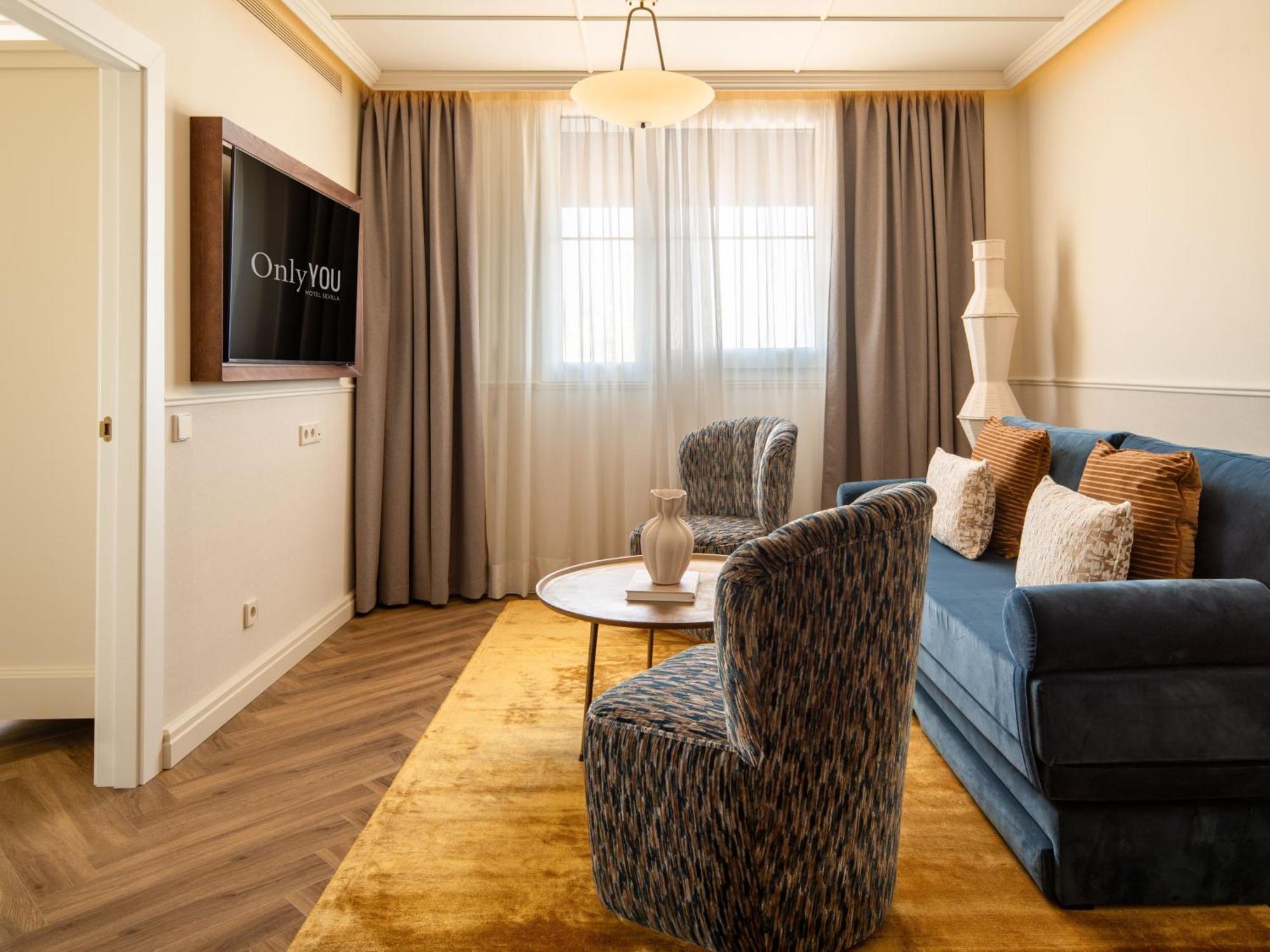 Hotel Ayre 5*